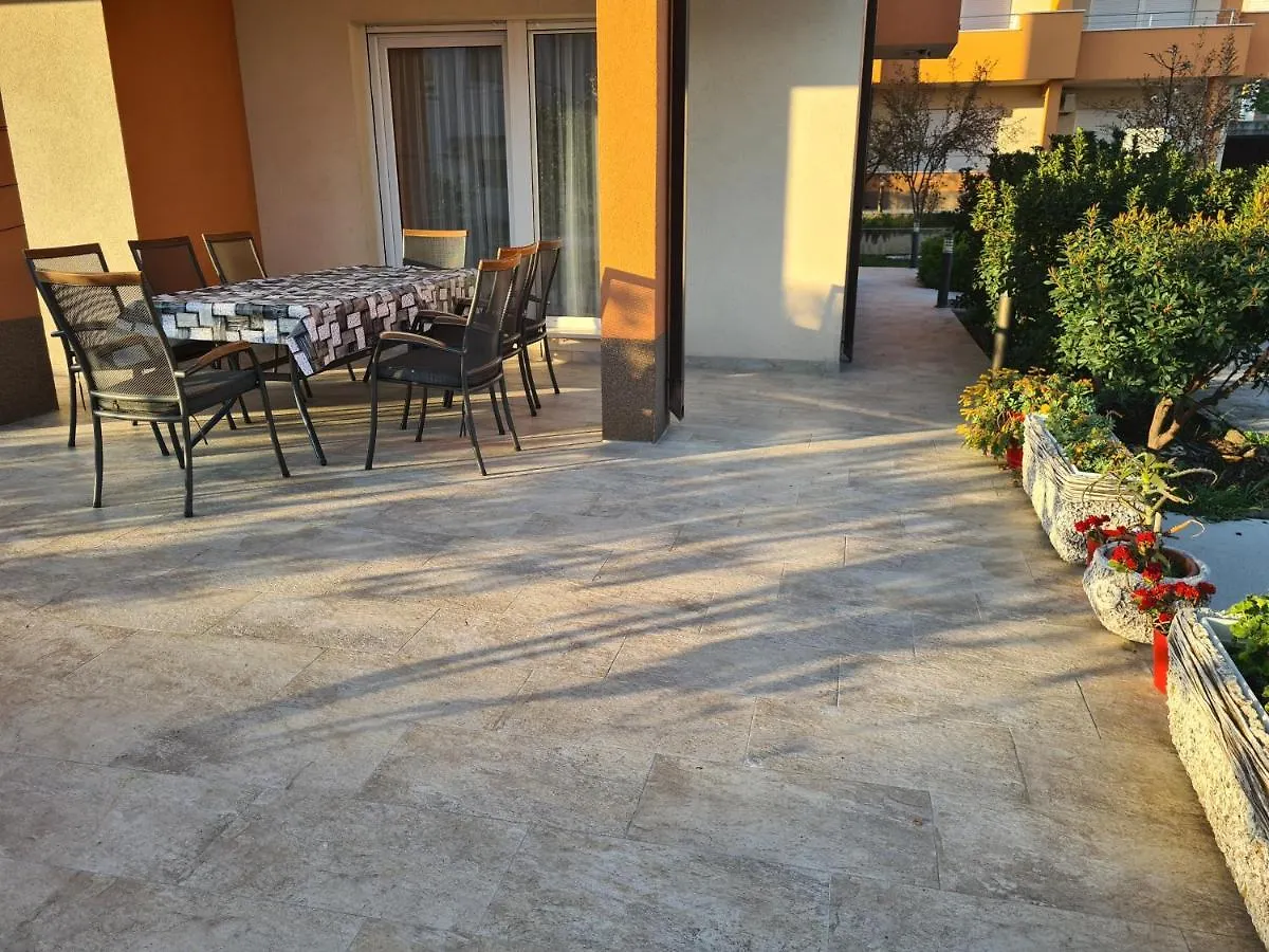 Apartmani Ljubo Split 0*,  Croatia